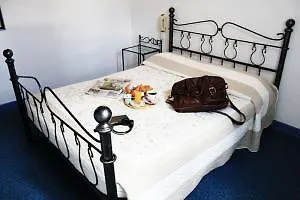 Ξενοδοχείο Le Castelet 2*