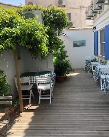 Le Castelet Hotel 2*