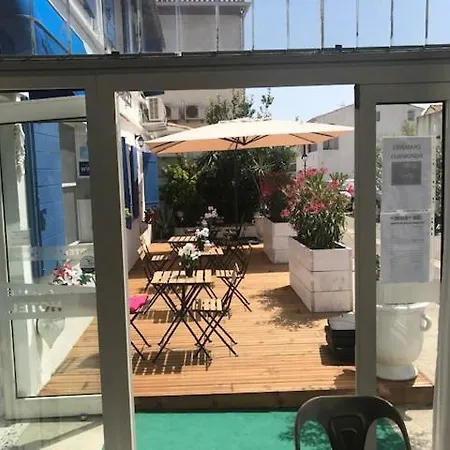 Le Castelet Hotel 2*