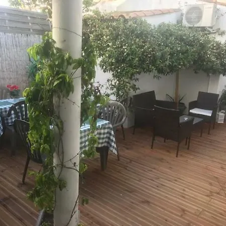Le Castelet Hotel 2*